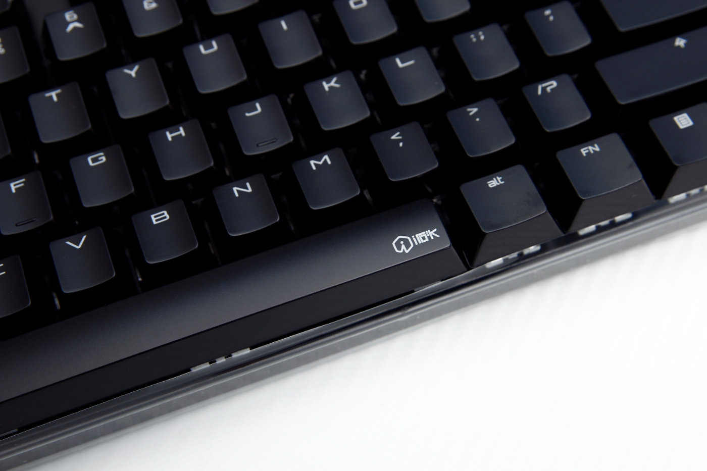 onikuma鐭酱鏈烘閿洏璇勬祴,irok鏈烘閿洏