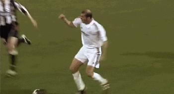 球场上那些花式技巧,球场上怎么花式过人