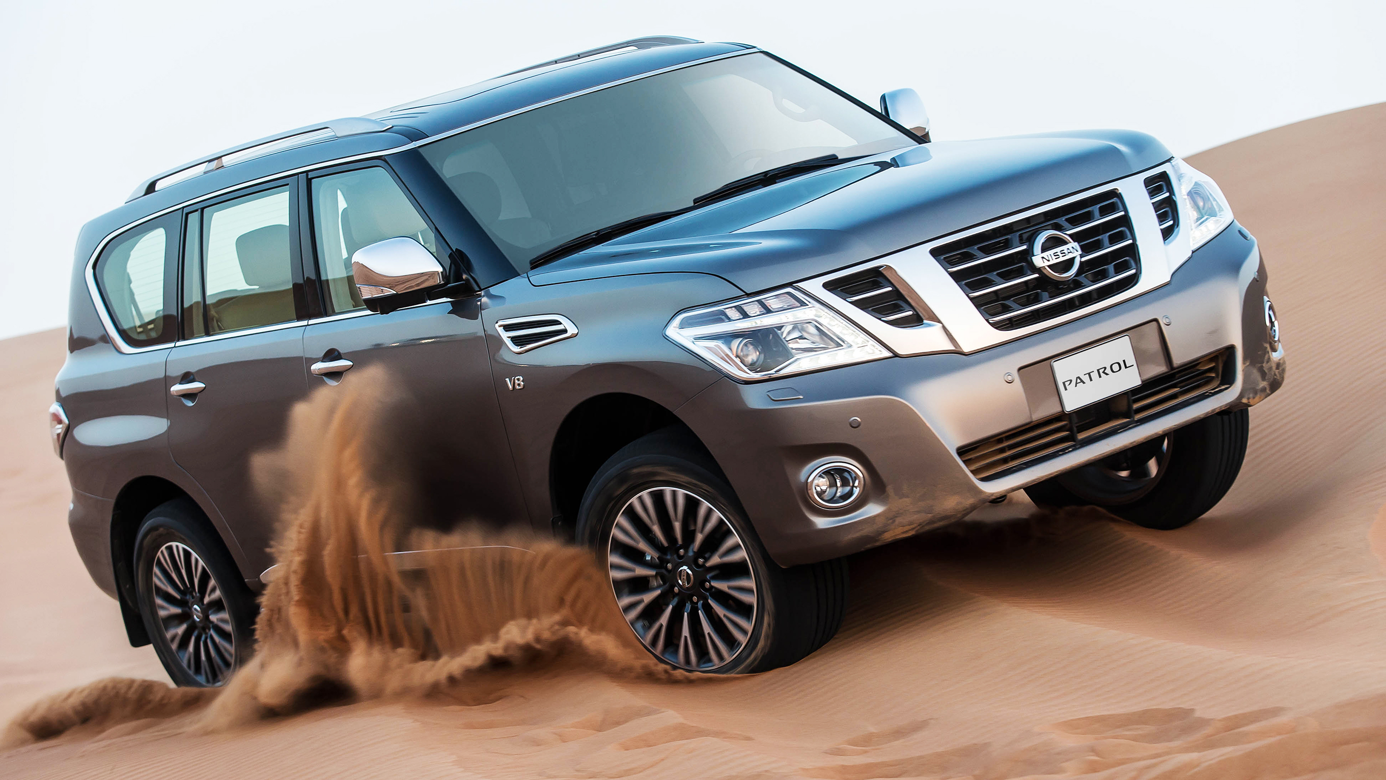 全新日产途乐有哪些亮点,丰田陆巡与日产途乐