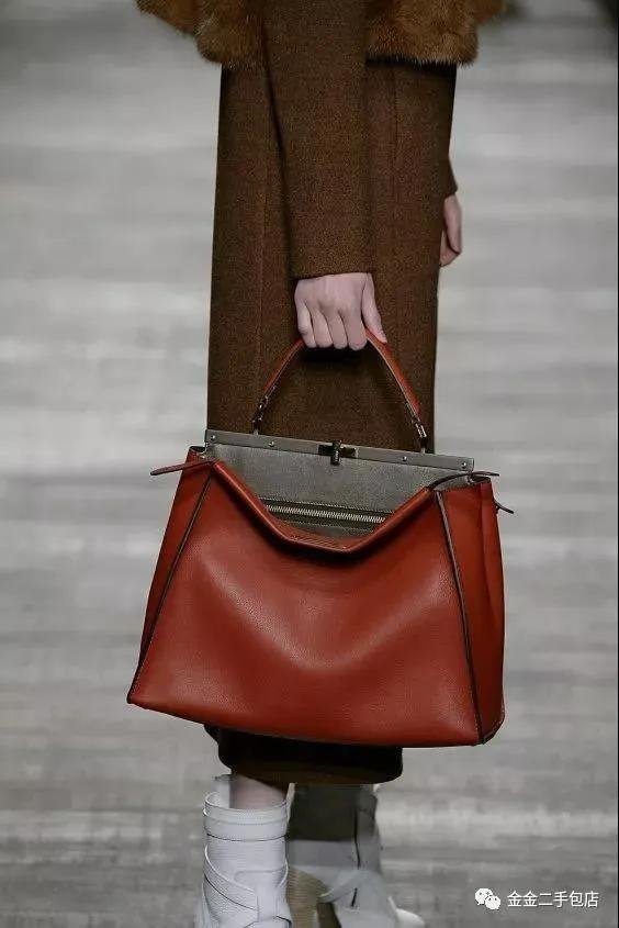 fendi真皮蜡,fendi皮草专柜价格