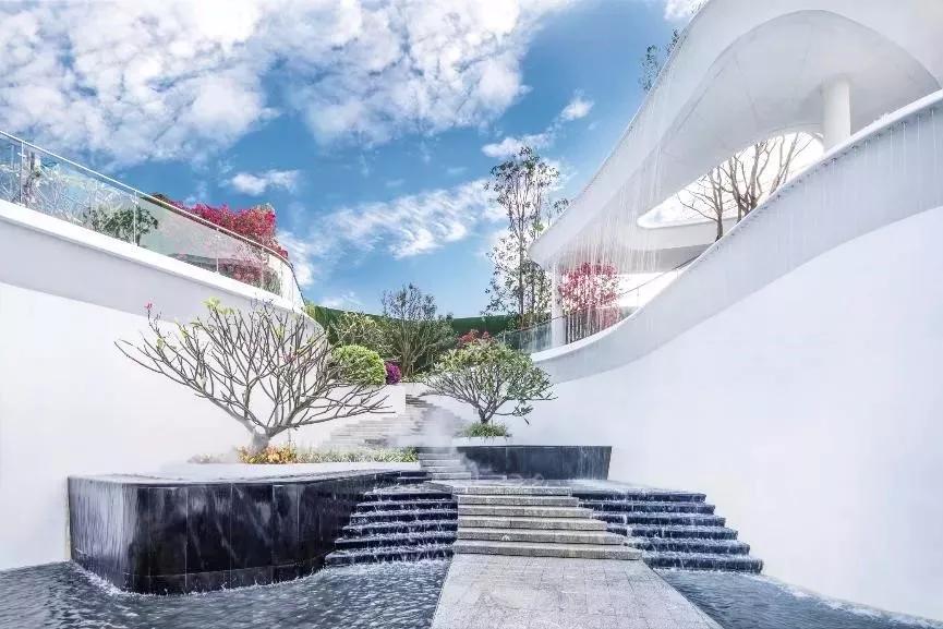 一波优雅的高差处理，漂亮