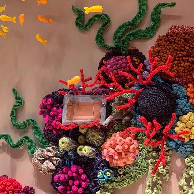 爱马仕橱窗展示设计手绘图,爱马仕2023橱窗设计最新款