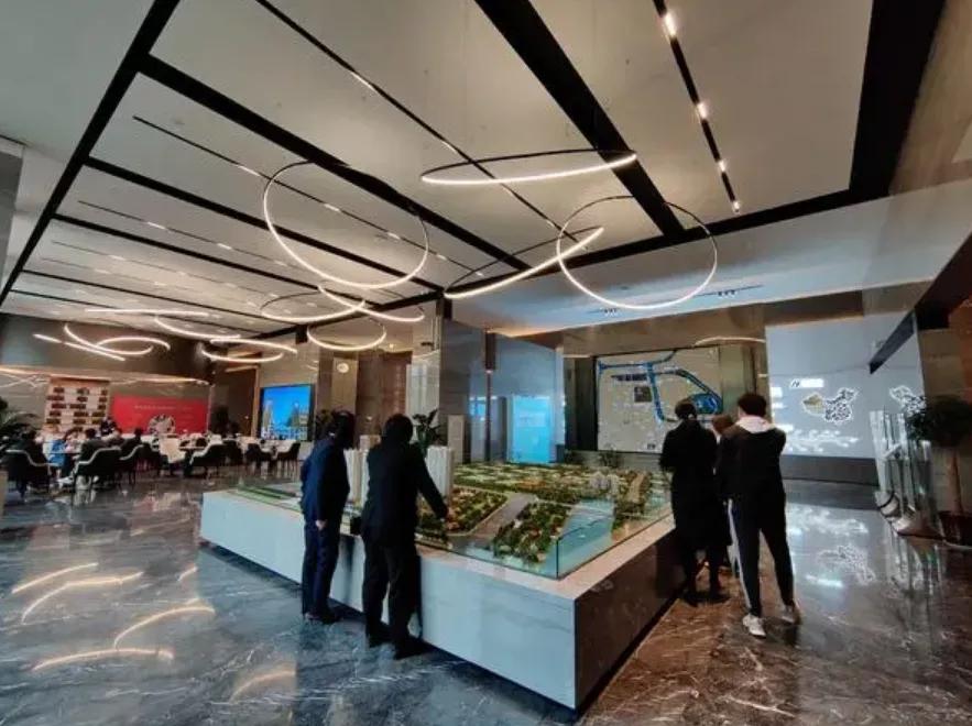 小楼探房,小楼探盘