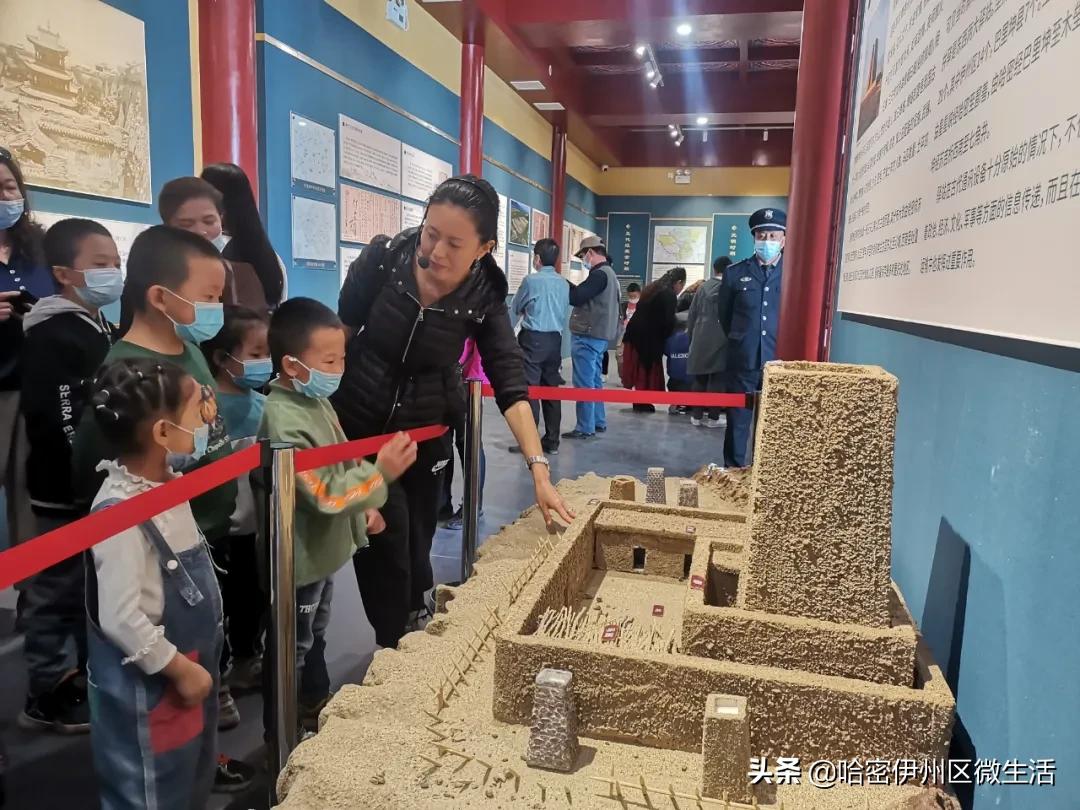 “十一”期间，*疆新**哈密市接待游客53.14万人次