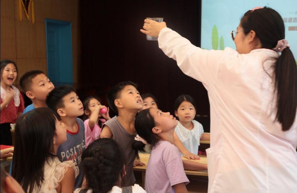 趣味小实验蜡烛熄灭,趣味小实验点火柴点蜡烛