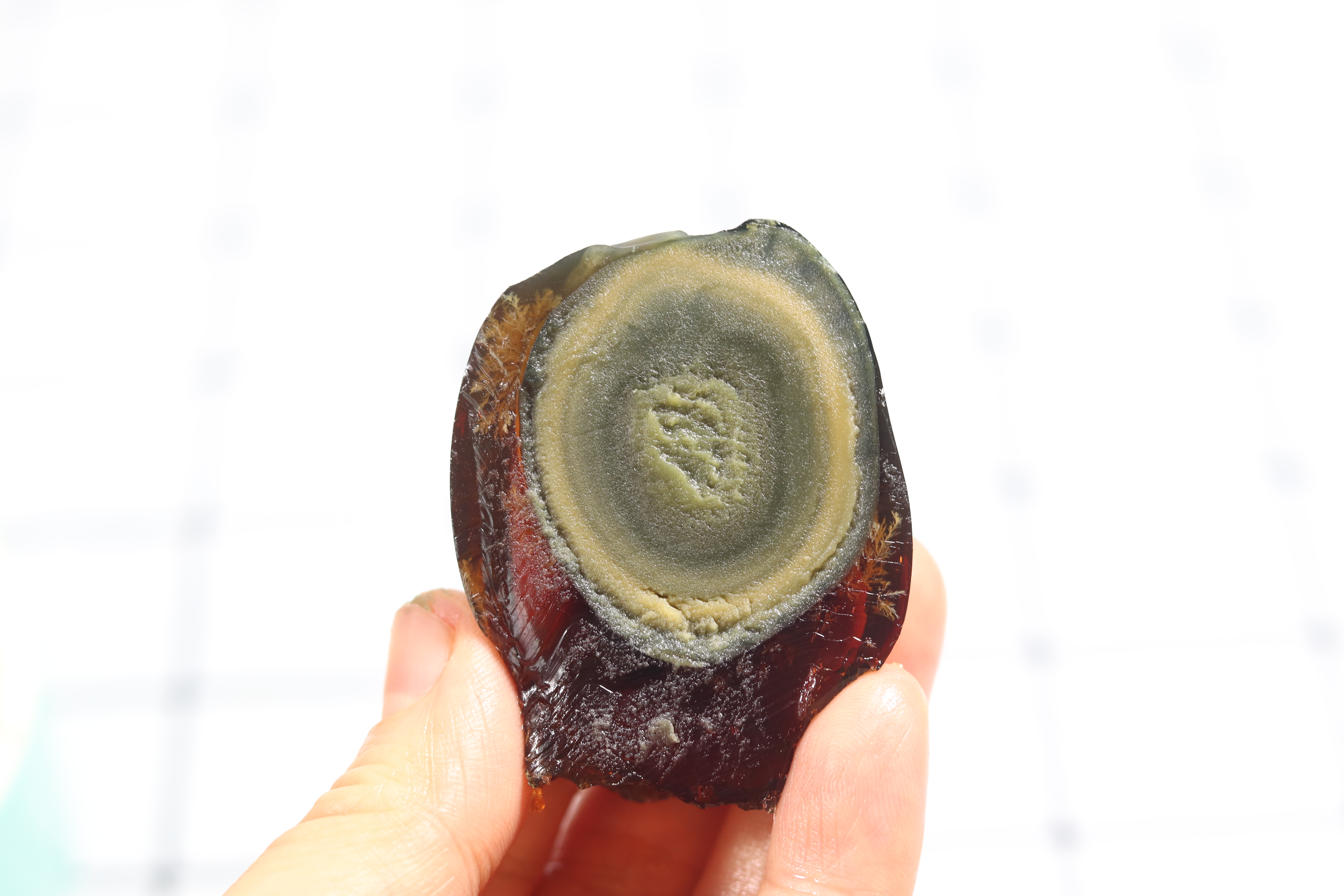 切皮蛋总粘刀，拌豆腐又出水？记住一招，教你做出完美皮蛋豆腐