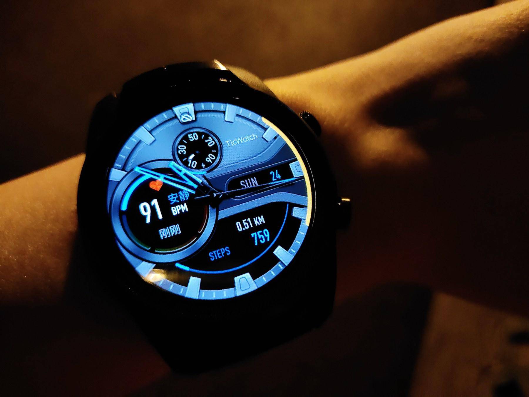 ticwatchpro2020款对比2019,ticwatchprox评测