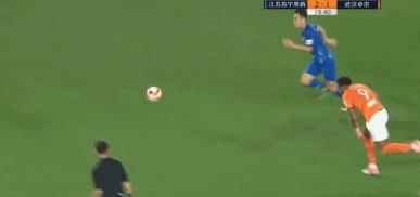 中超联赛官方处罚三支球队扣三分,中超4天内出现恶劣犯规