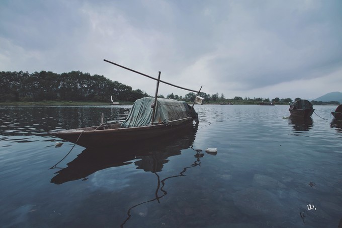 心中有桃花源何处都是山水间,心中若有桃花源何处是水云间
