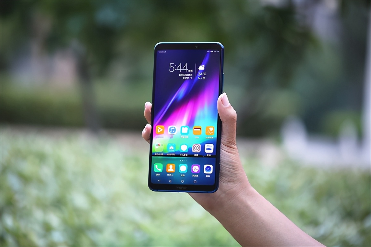 荣耀X20Max彩蛋登场那些年我们追过的巨屏手机