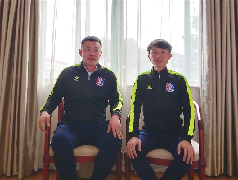 黄勇足球运动员八一队,足球运动员黄勇