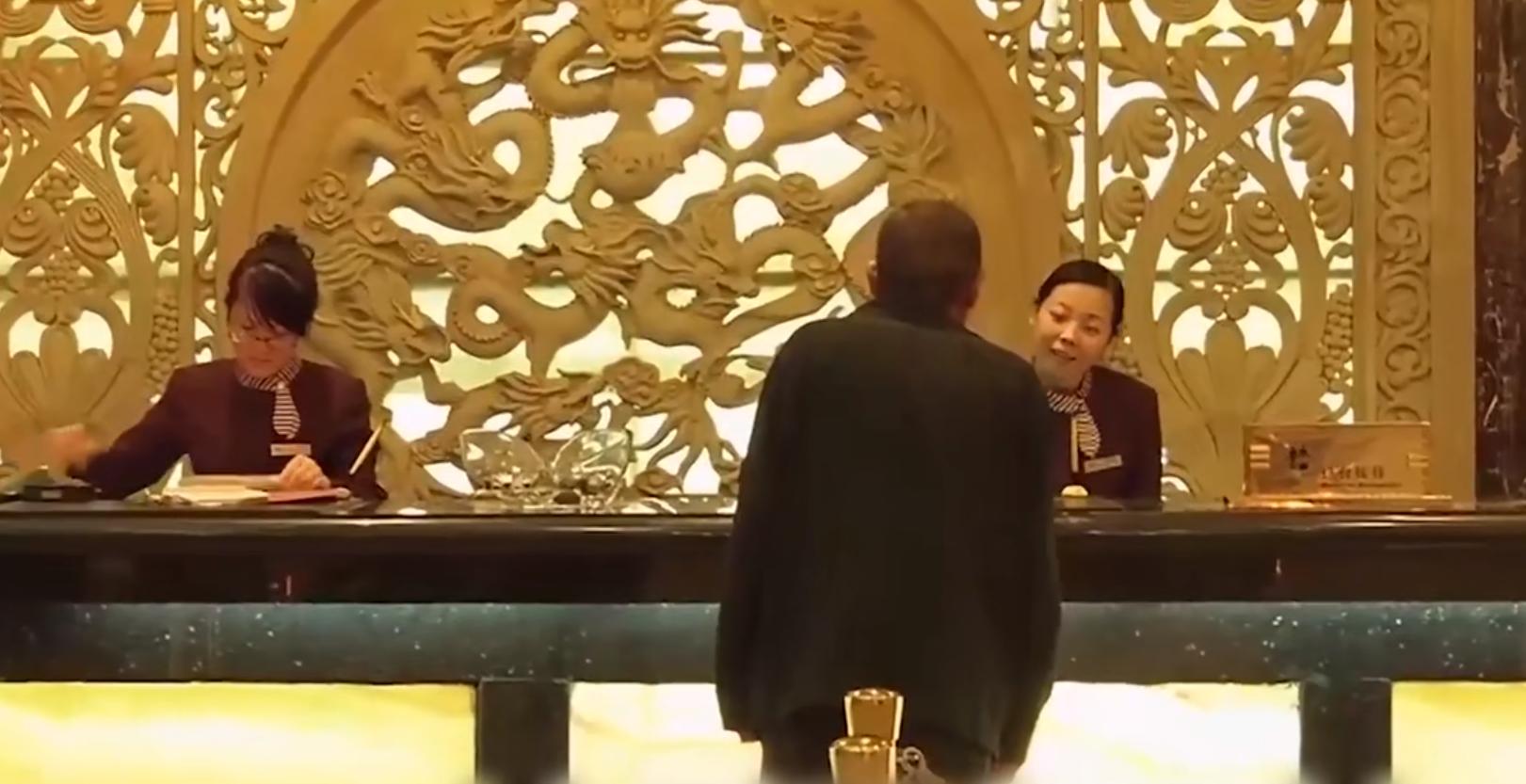 农村人性*理片伦**，揭开农村老光棍的欲望心酸，拍得毫不避讳