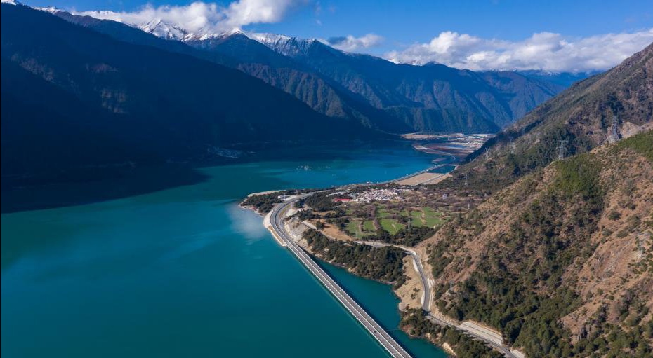 拉林高速公路简介,最美拉林高速