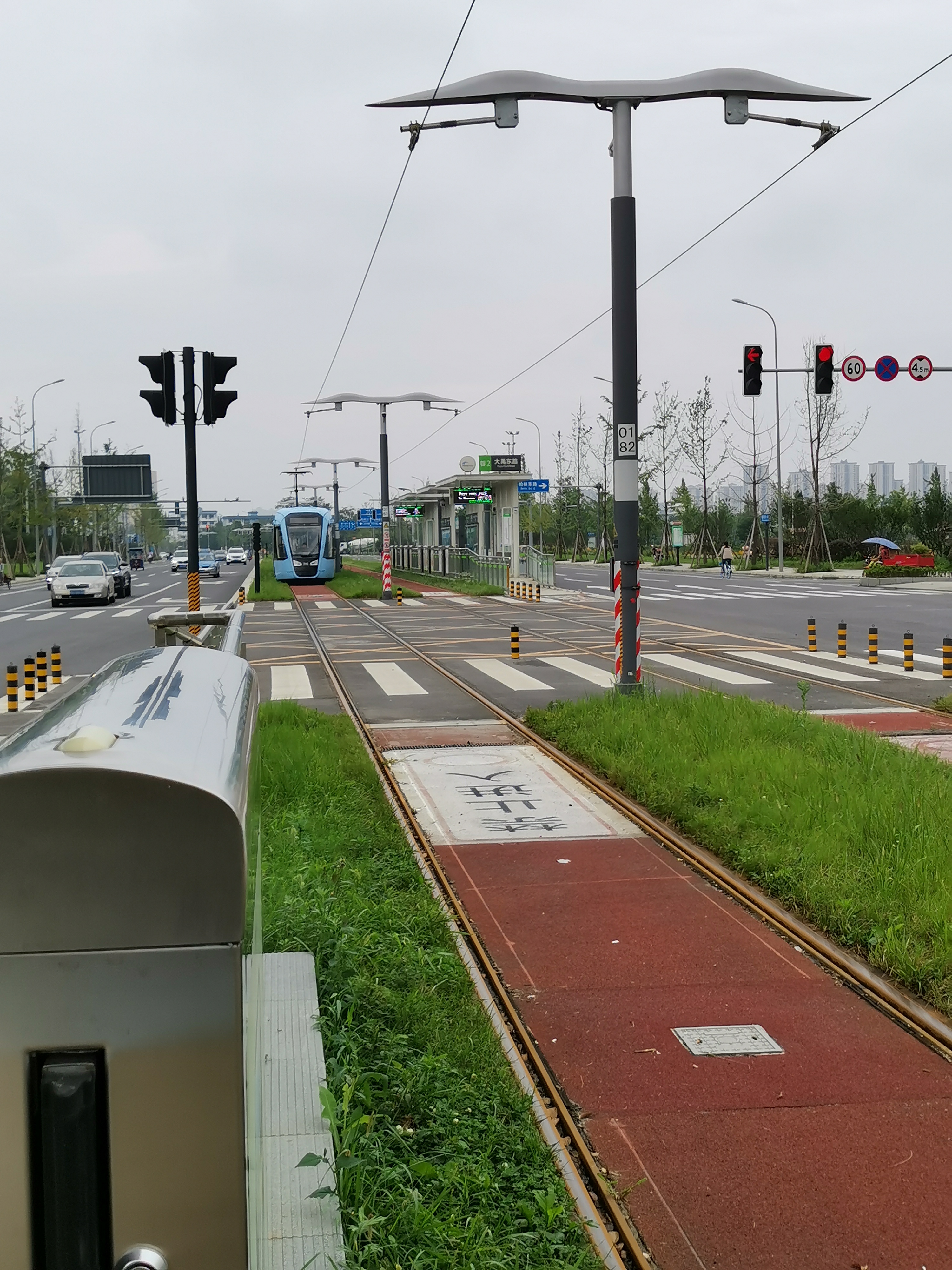 成都有轨电车萌萌“叮叮猫”，预计年底通车，快来体验