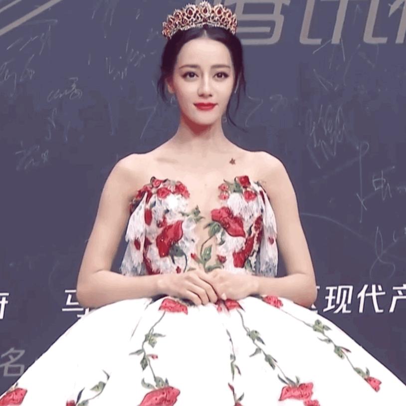 你是我的荣耀选角迪丽热巴,热巴你是我的荣耀新剧宣传