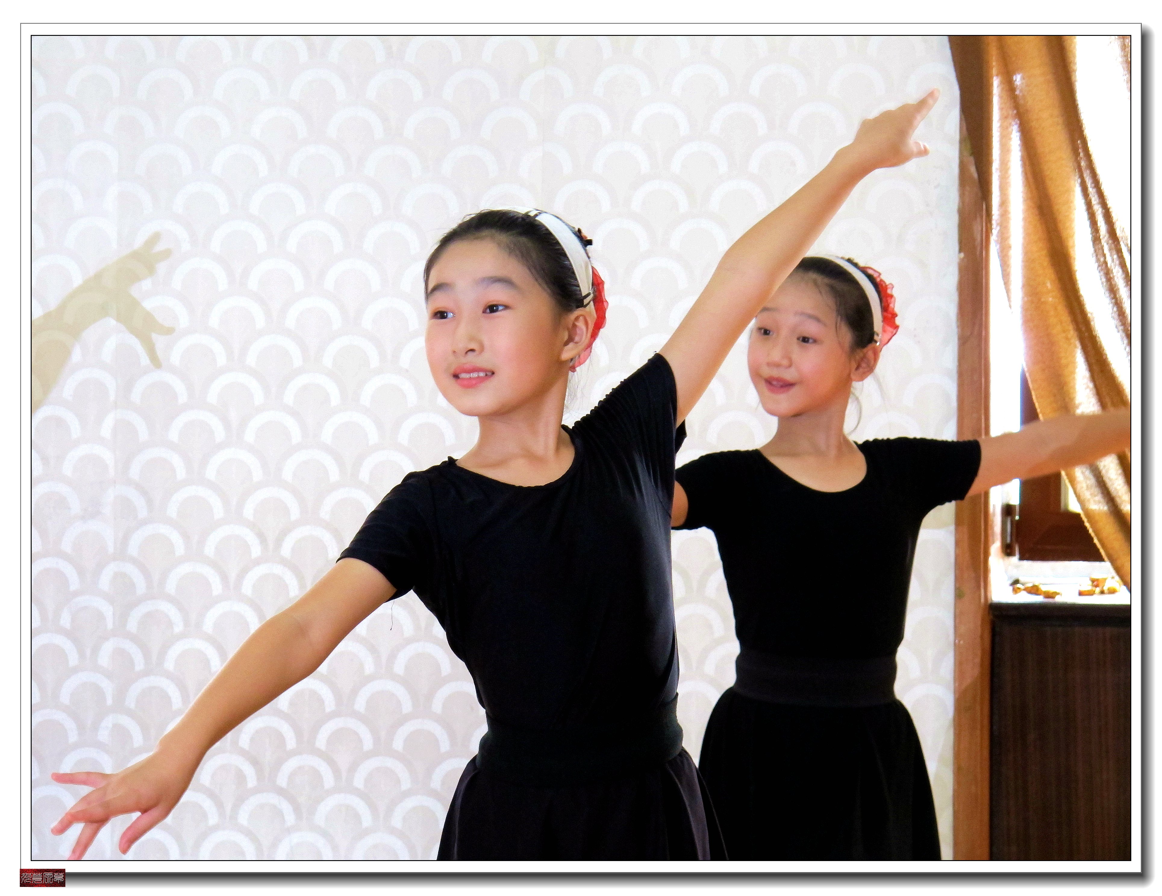 走进神秘国度纪录片,十年前朝鲜万景台少年宫视频