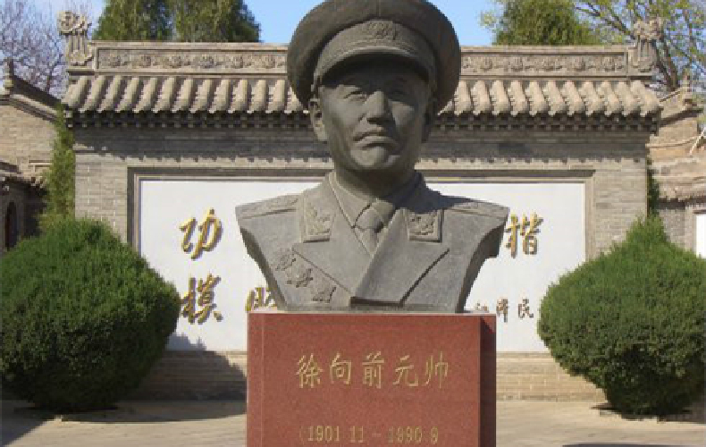 1955年十大元帅名录中,长期病休的*向前徐**赫然在列,他为何能当选