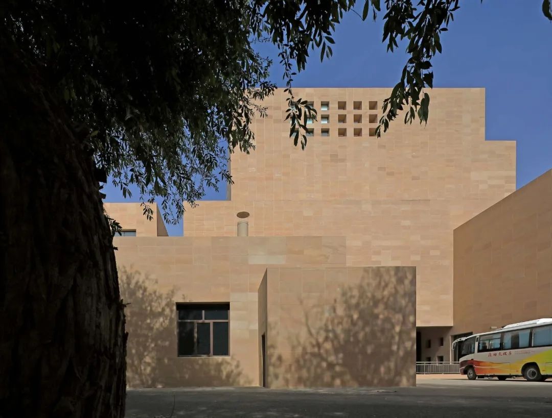 王绶琯院士,李薰院士