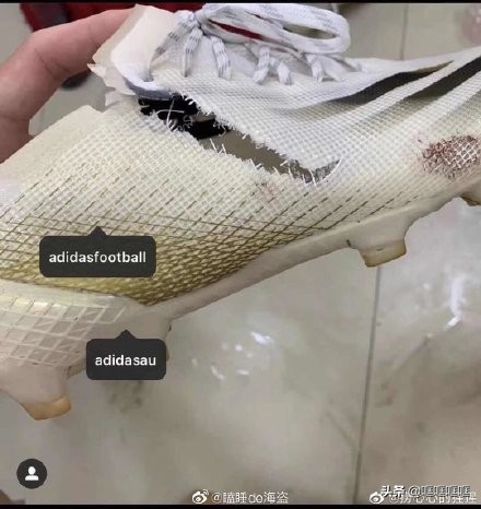 阿迪达斯xghosted.1高端tf足球鞋,阿迪达斯足球鞋xghosted2测评