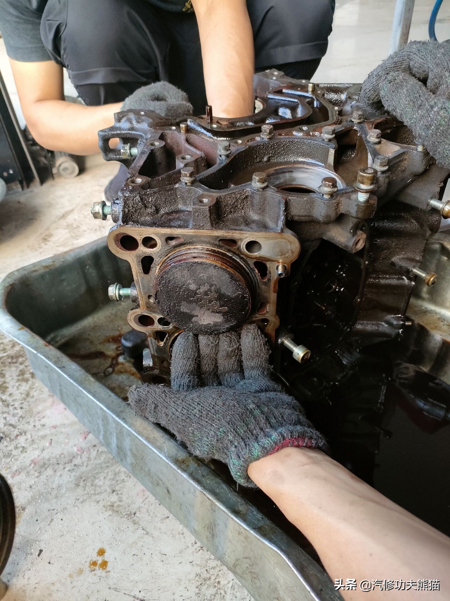 2003年老奥迪a6,2012年奥迪a6经典