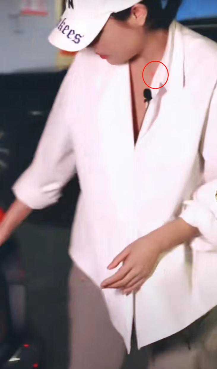 汪峰前妻葛荟婕多大生孩子,汪峰前妻葛荟婕的近照