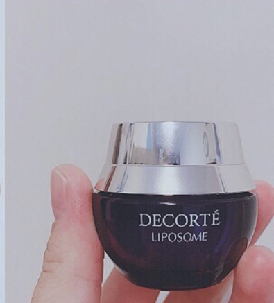 雅诗兰黛白金眼霜和sk2眼霜哪个好,十大公认好用眼霜视频推荐