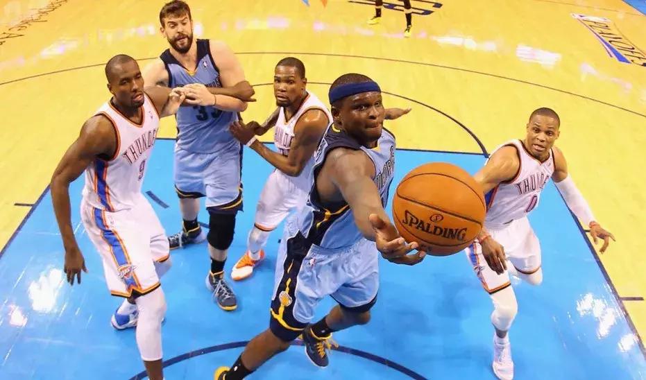 经典回顾|防守与进攻的极致对抗，灰熊当年如何驯服杜威二少？