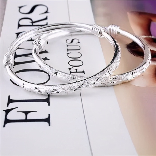 如何选择靠谱的化妆品代加工工厂,化妆品代加工贴牌厂家有哪些要求