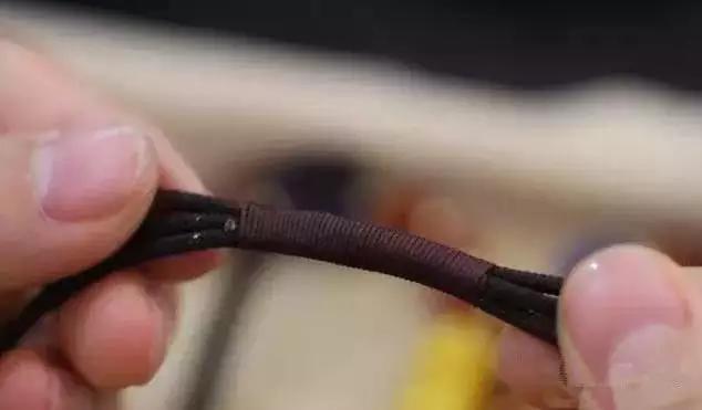 手编绳吊坠怎么打结,四股手编绳打结收尾