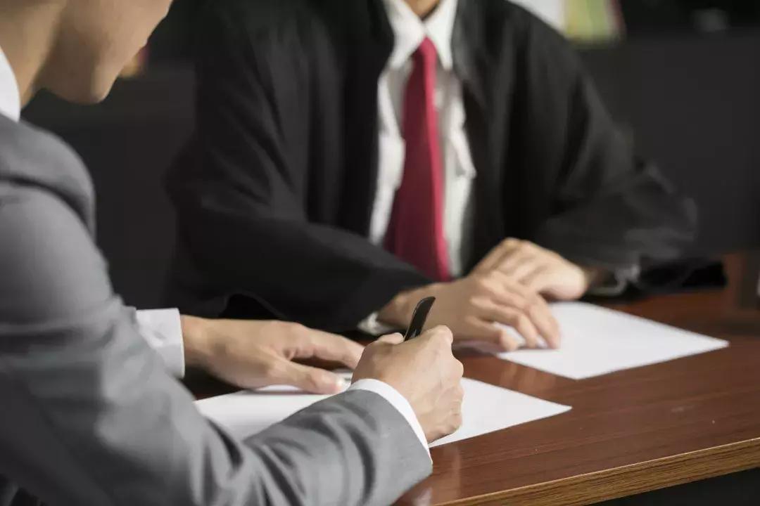 承租的房子被拍卖怎么办,我租的房子被法院查封了怎么办