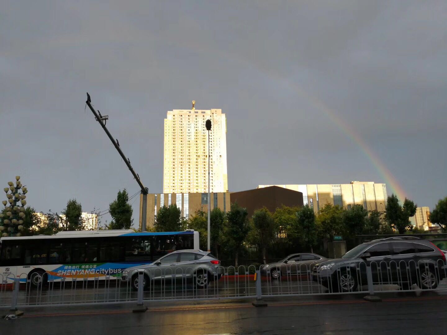 二手卡罗拉15万公里值得买吗,2012年卡罗拉1.6自动值多少钱二手