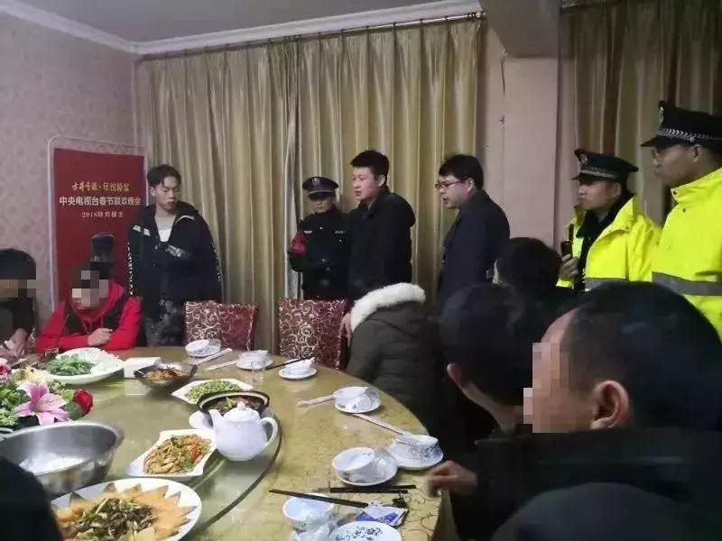 群成员违法群主被抓,微信群里的群主被抓