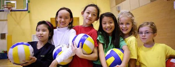 上海富二代在哪上大学,上海富二代读的小学