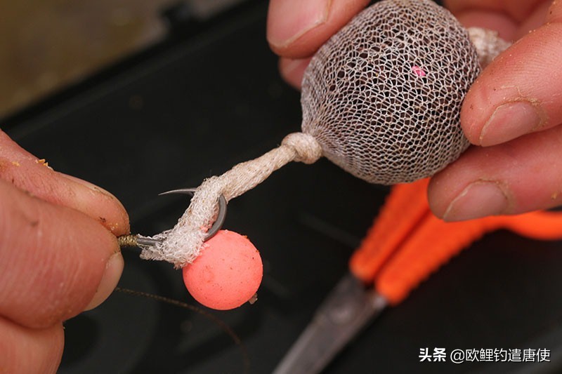 老外钓鱼打窝,老外打窝钓鱼视频大全