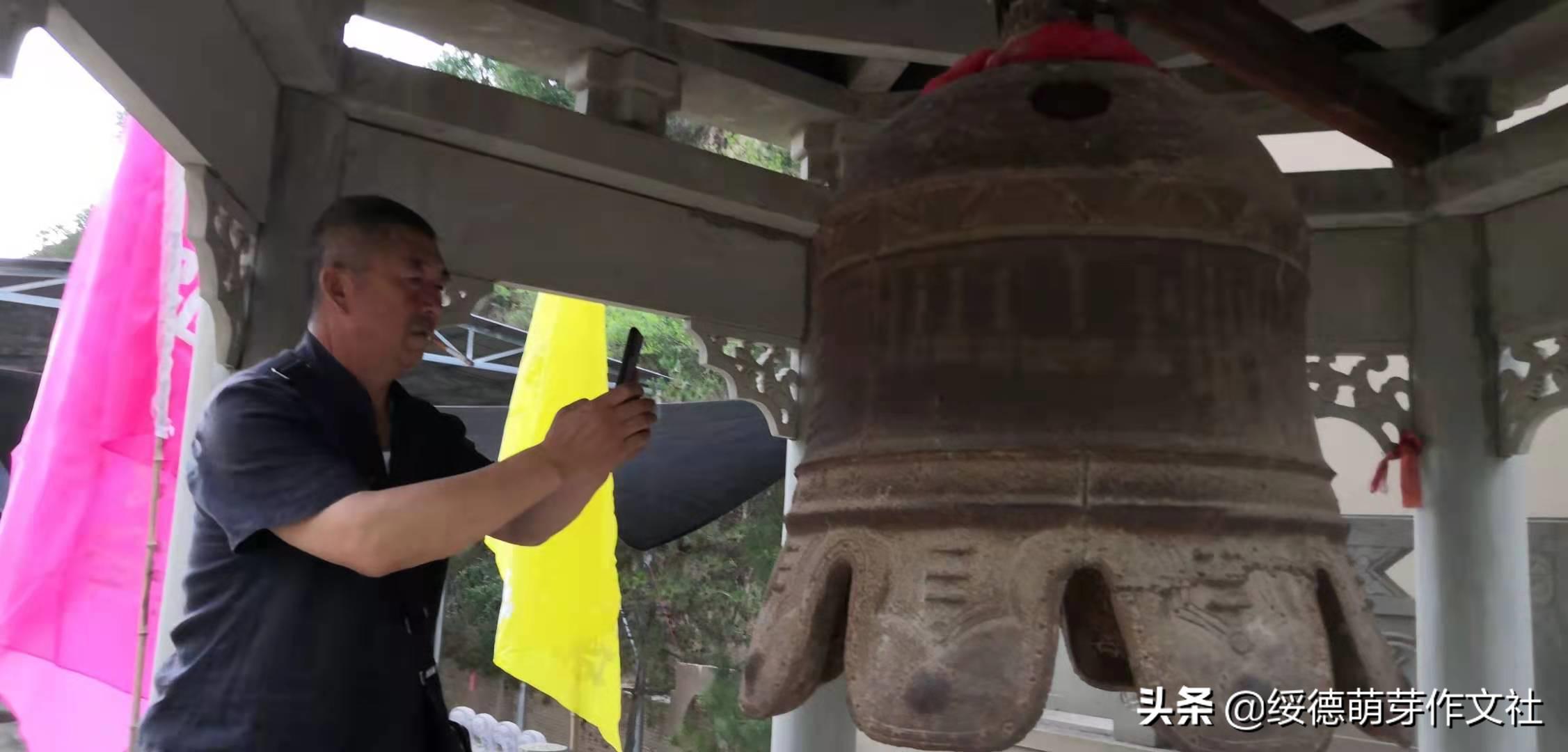 风雨兼程中的郝家桥
