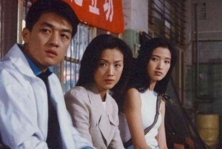 凤凰卫视女主持人柯蓝,柯蓝至今未婚