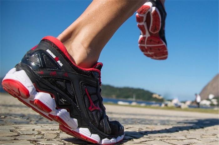 日本的跑鞋发展史,日系跑鞋发展史