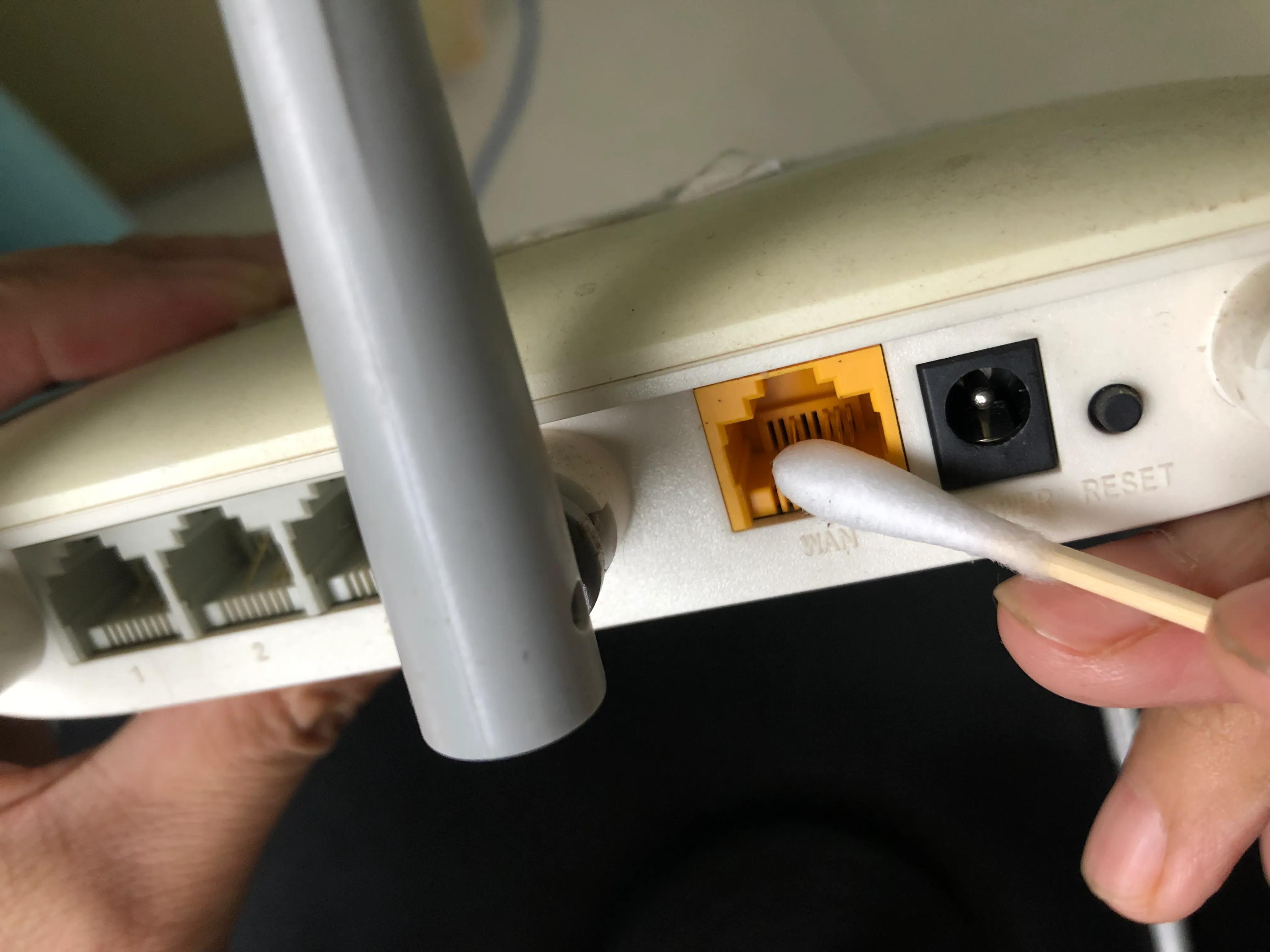 路由器wifi信号变弱维修,路由器wifi网速慢怎么办