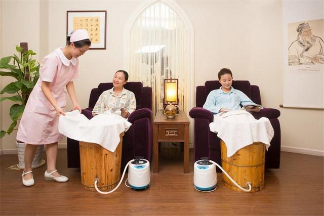 产后拖地,产后拖地腰疼