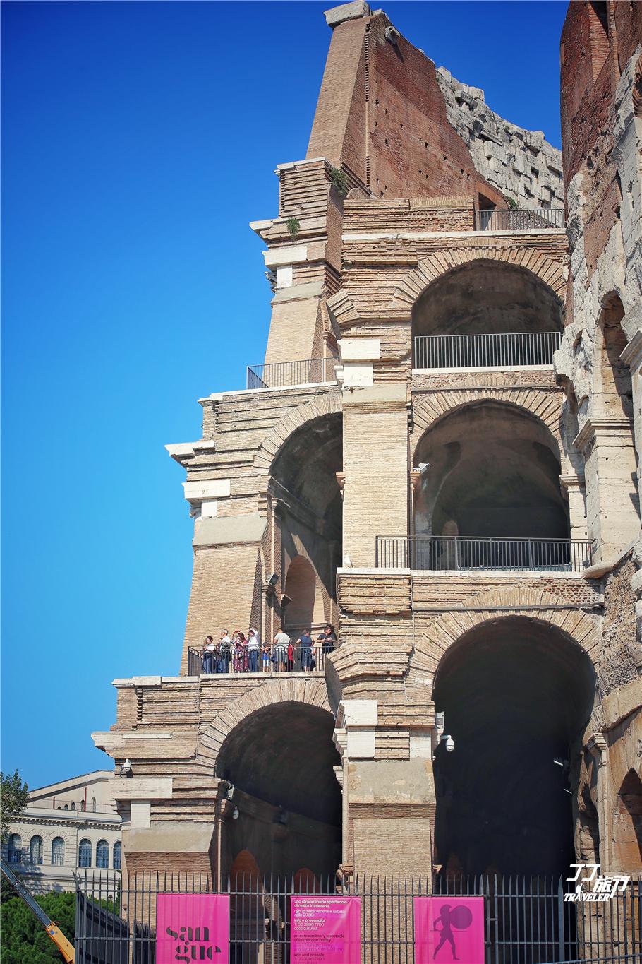 残忍的古罗马竞技场,古罗马斗兽场残忍