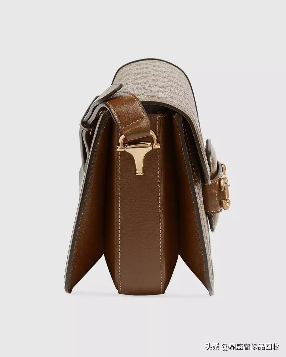 gucci1955马衔扣系列经典重塑,gucci1955马衔扣包复古又时髦