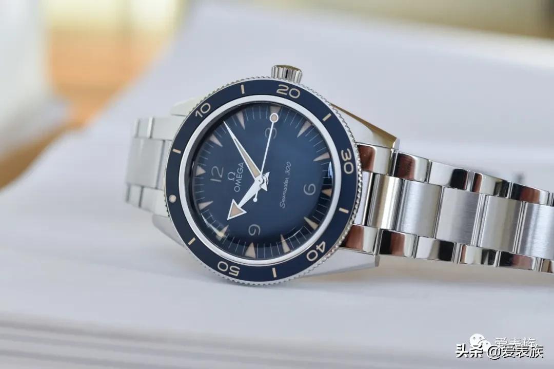 欧米茄新海马300复古,欧米茄海马3002022北京冬奥会