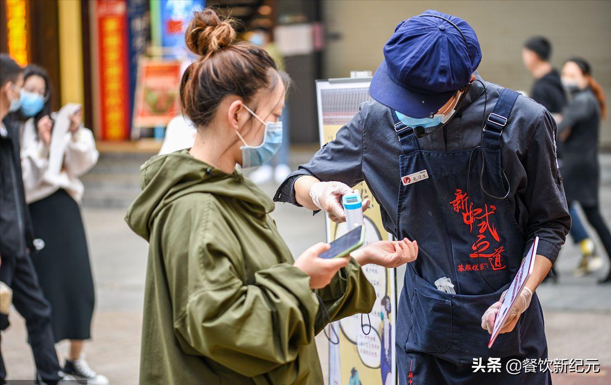 餐饮用工荒如何解决,餐饮服务员为何缺人