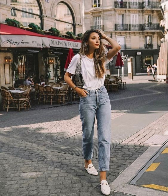 别人穿白T也时髦，为何自己穿像“睡衣”？这些搭配细节很重要