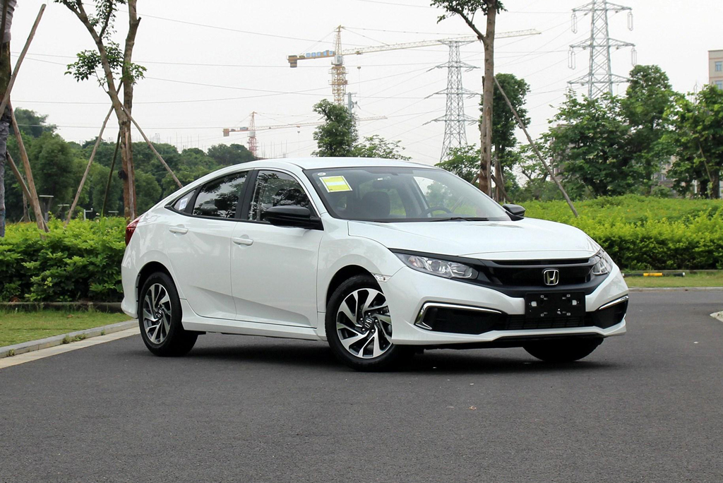 想买新车先看哪些,2022款思域买哪个配置最划算