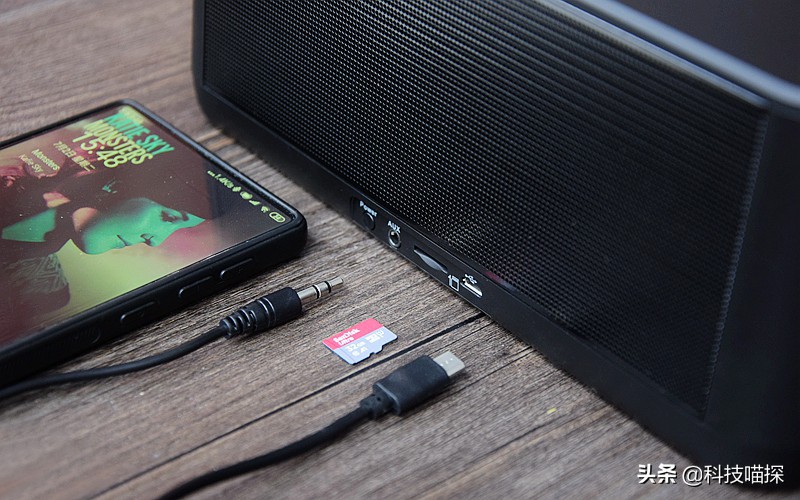 蓝牙音箱时钟闹钟,蓝牙音箱时钟夜灯语音唤醒一体