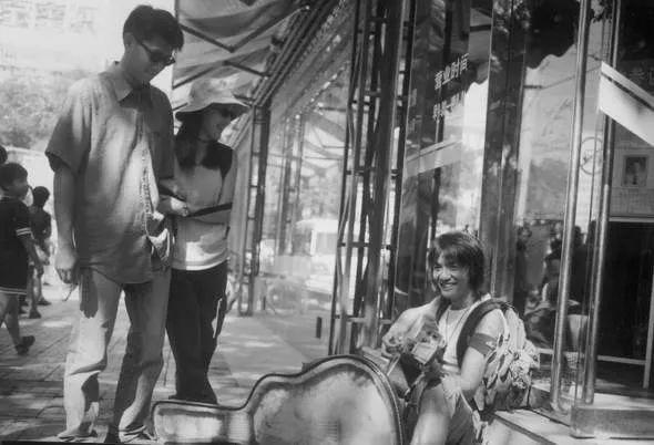 朴树生活有时候就像炼狱一样,朴树说自己经历了一个复杂的人生