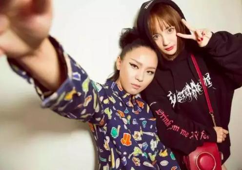 杨幂代言的包包mk价格,盘点那些年杨幂代言的品牌