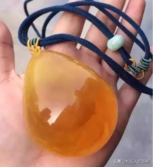 蜜蜡的品种有哪些呢,蜜蜡的种类与特征