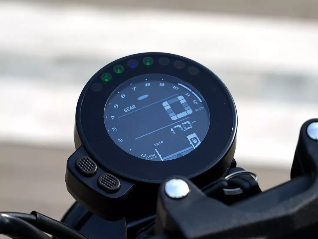 奔达原驰兽400二手价格8000公里,奔达原驰兽400和fun2的区别